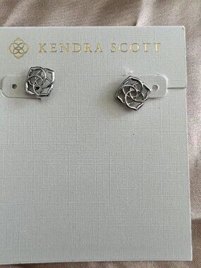 Kendra Scott Stud Earrings